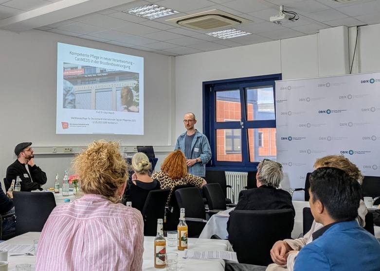 Vortrag & Diskussion am Tag der Pflegenden