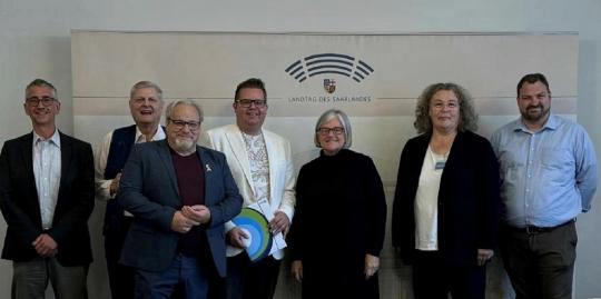 Im Austausch waren (v.l.): Jörg Heckmann, Hermann Scharf, Alwin Theobald, Marc Helfen, Dagmar Heib, Dr. Judith Hammerschmidt und Dr. Christopher Salm. (Foto: Herman Scharf, CDU-Fraktion des Saarlandes).